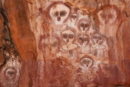 Wandjina rock art on the Barnett River, Mount Elizabeth Station. (Graeme Churchard /CC BY 2.0)