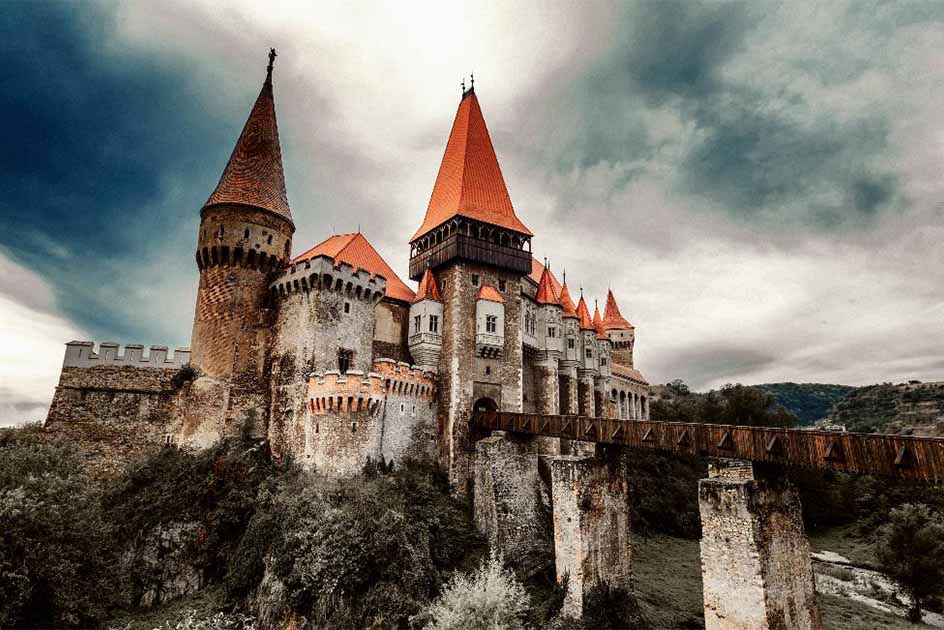 Hunyadi Castle, Romania. (Marcel Poncu / Adobe Stock)